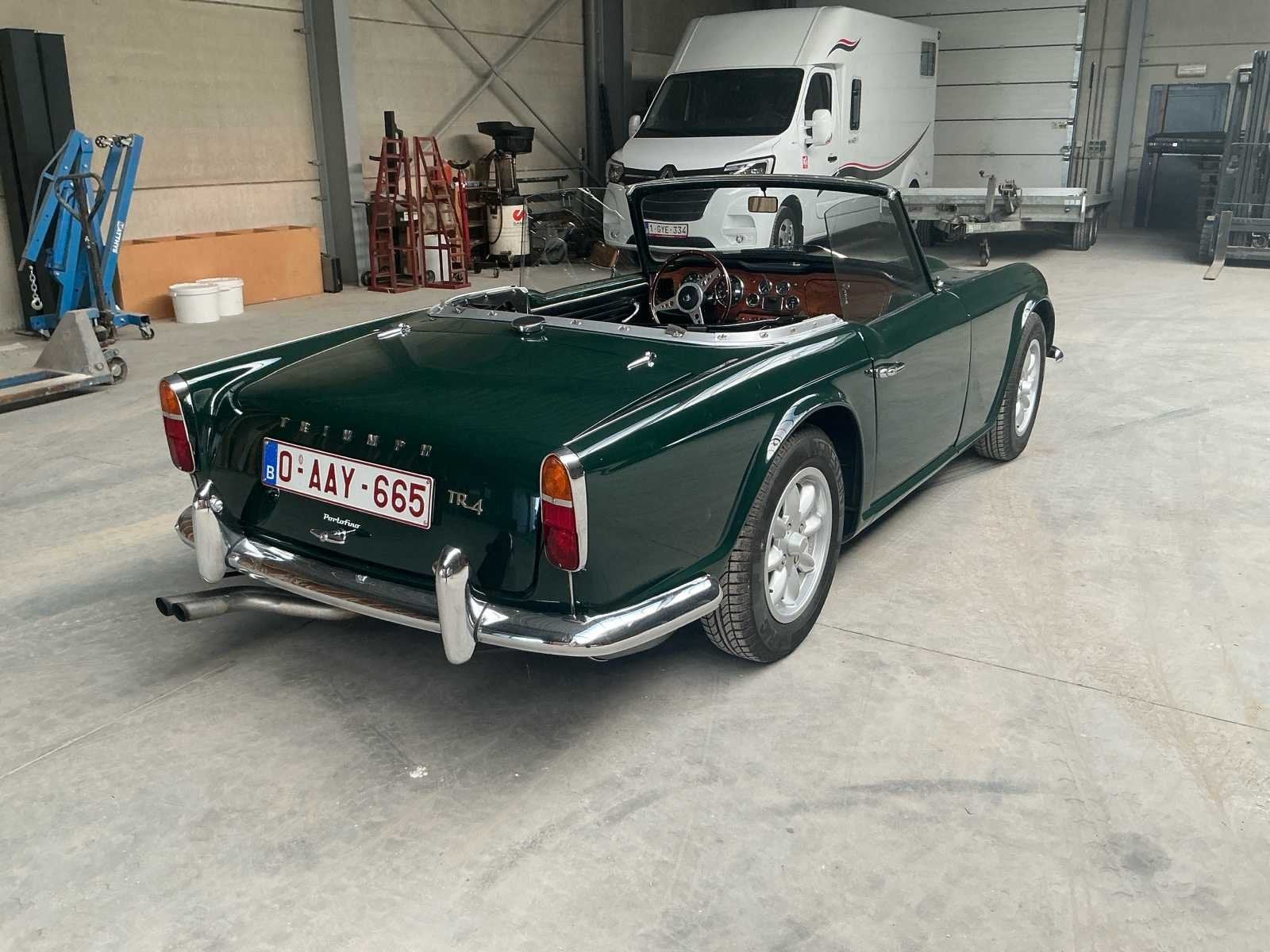 Voiture classique Triumph 1964, Achat, Entreprise, Boîte manuelle, Triumph
