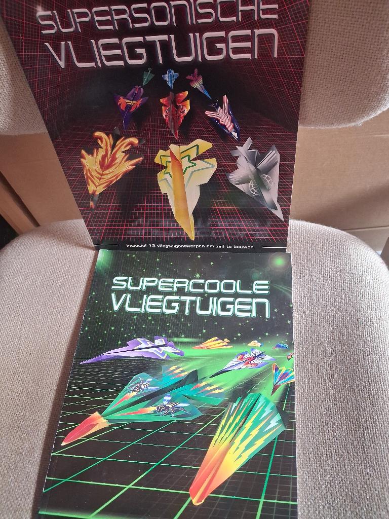Supercoole vliegtuigen/Supersonische vliegtuigen 2 BOEKEN, Enlèvement ou Envoi, Bricolage