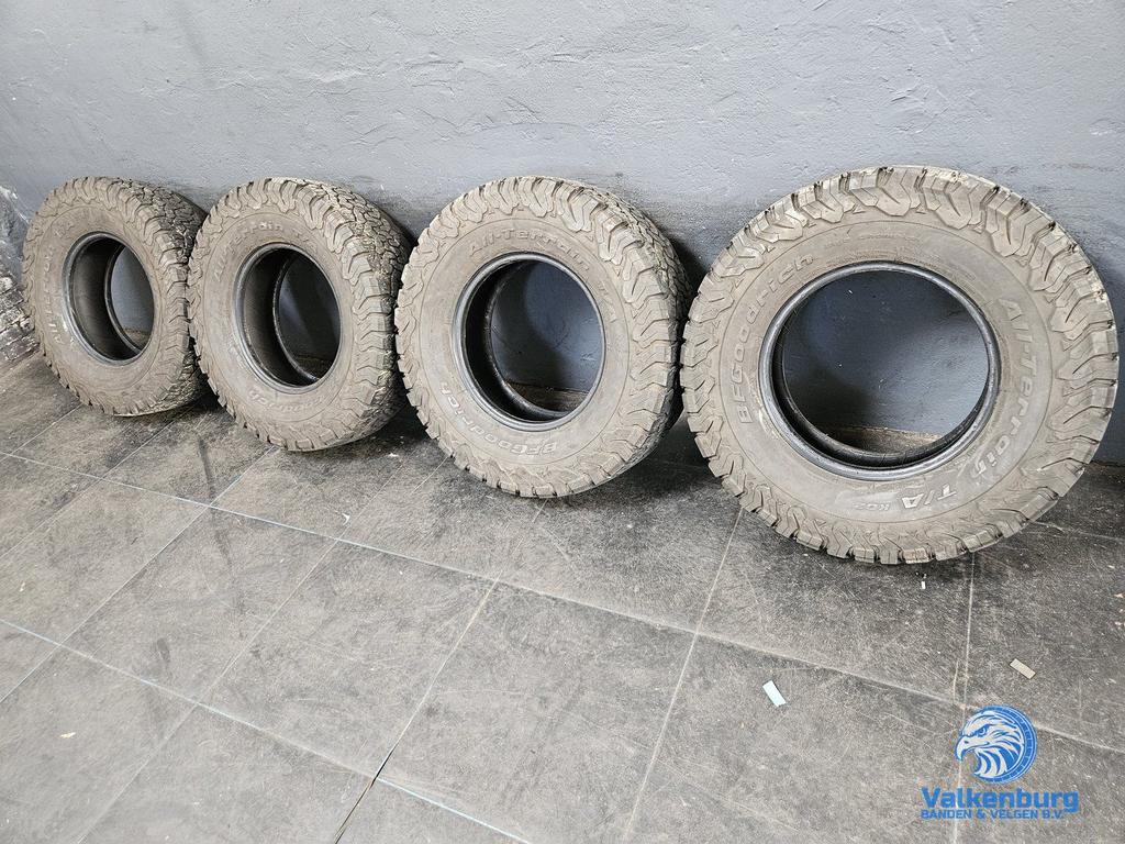 AllTerrainBanden 265/75R16 BFGoodrich OffRoad All-Terrain Al, Auto-onderdelen, Banden en Velgen, Gebruikt, 265 mm, -, Ophalen of Verzenden