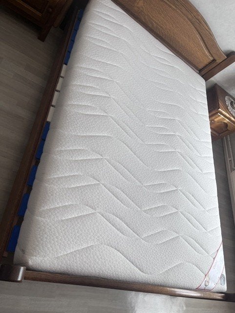 Matelas et sommier, Matelas, Enlèvement, 200 cm, Deux personnes