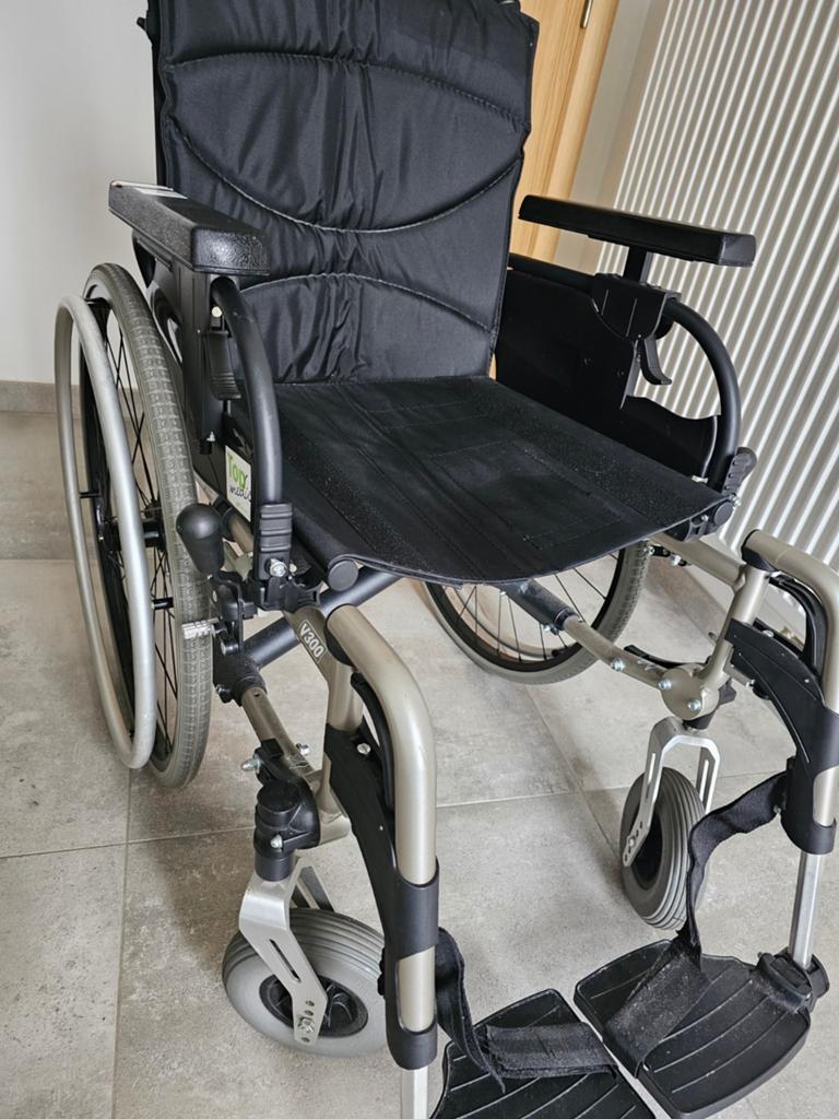 Chaise roulante