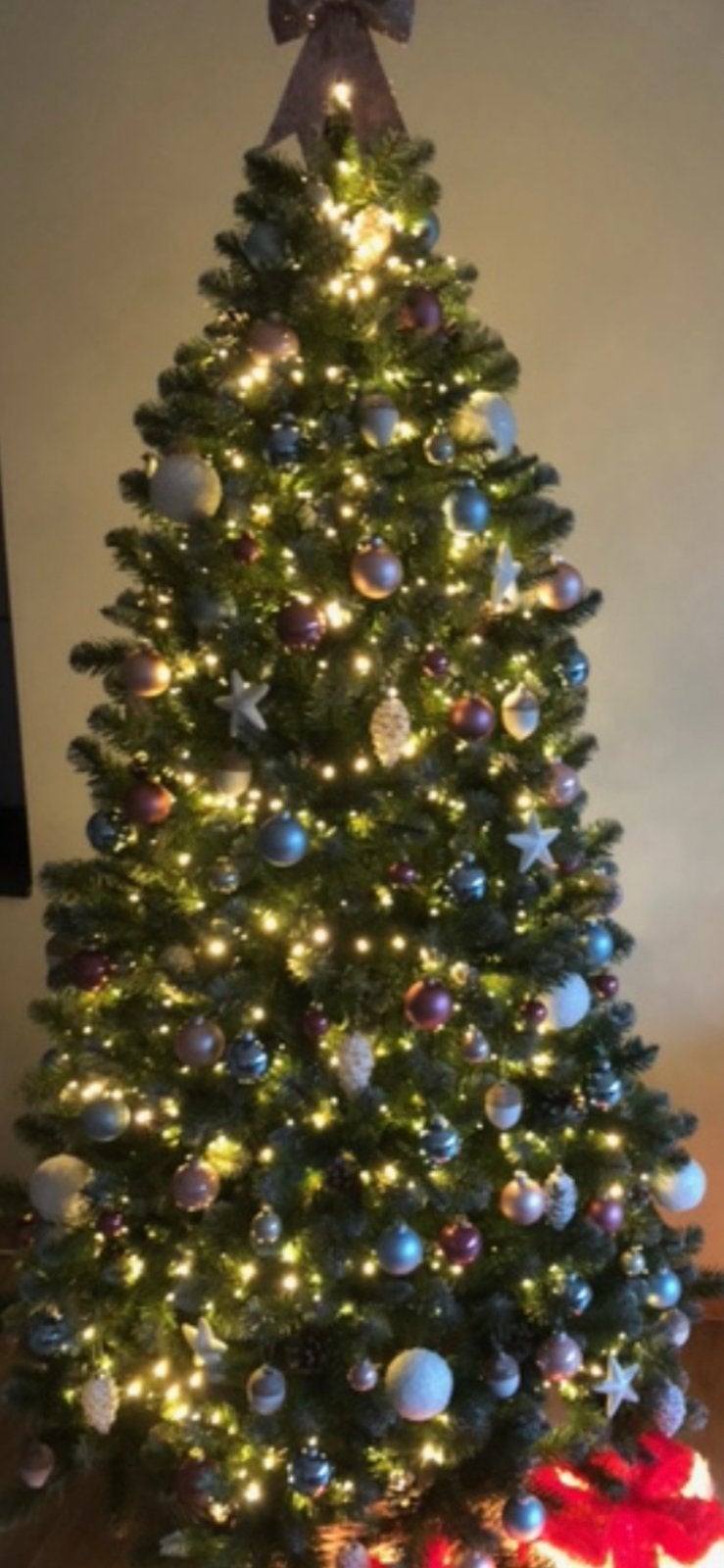 Complete kerst boom 215cm, decoratie,… één keer gebruikt, Diversen, Kerst, Ophalen, Zo goed als nieuw