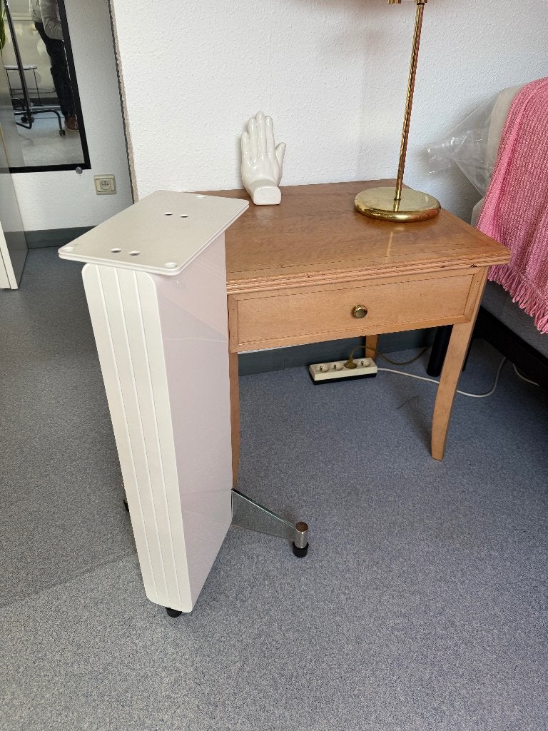 Design staat voor compacte luidsprekers, Ophalen, Nieuw