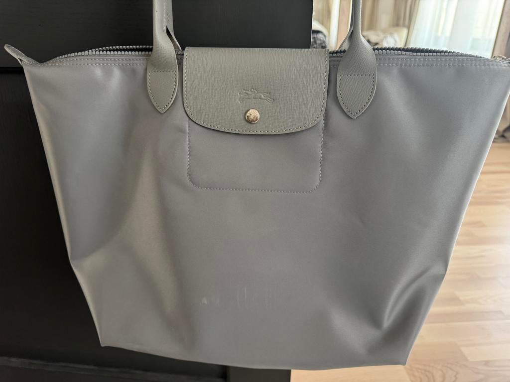Sac Longchamp, Bijoux, Sacs & Beauté, Enlèvement, Comme neuf, Gris