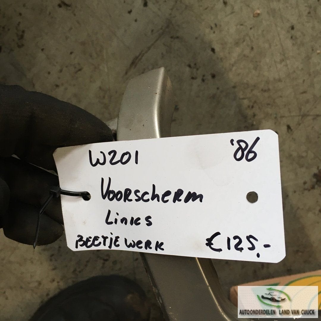 Mercedes W201  1986  Voorscherm Linksvoor beetje werk, Autos : Pièces & Accessoires, -, Garde-boue, Utilisé, -