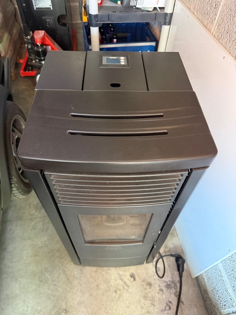 PELLET RAVELLI R70, Maison & Meubles, Poêles, Autres carburants, Comme neuf, Enlèvement, Poêle à granulés