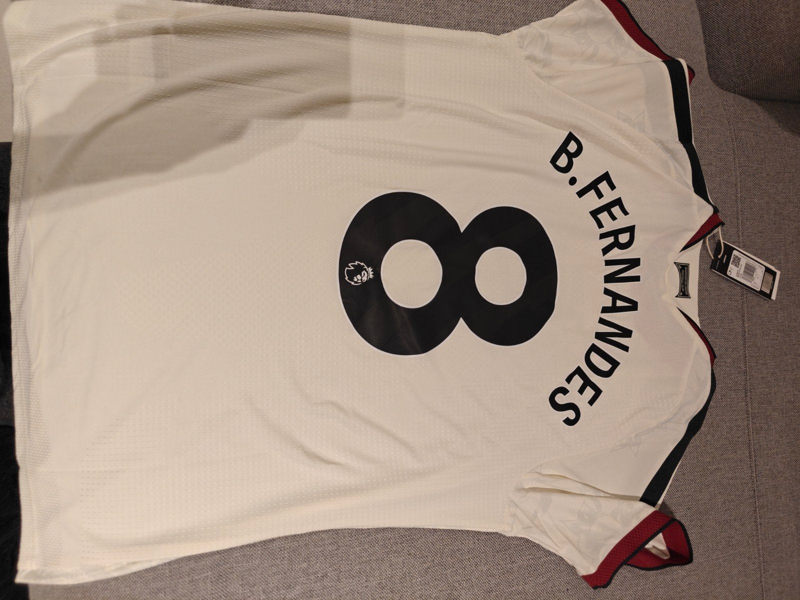 Manchester United Derde shirt 26 - 27 Bruno Fernandes, Verzamelen, Ophalen, Nieuw, Shirt