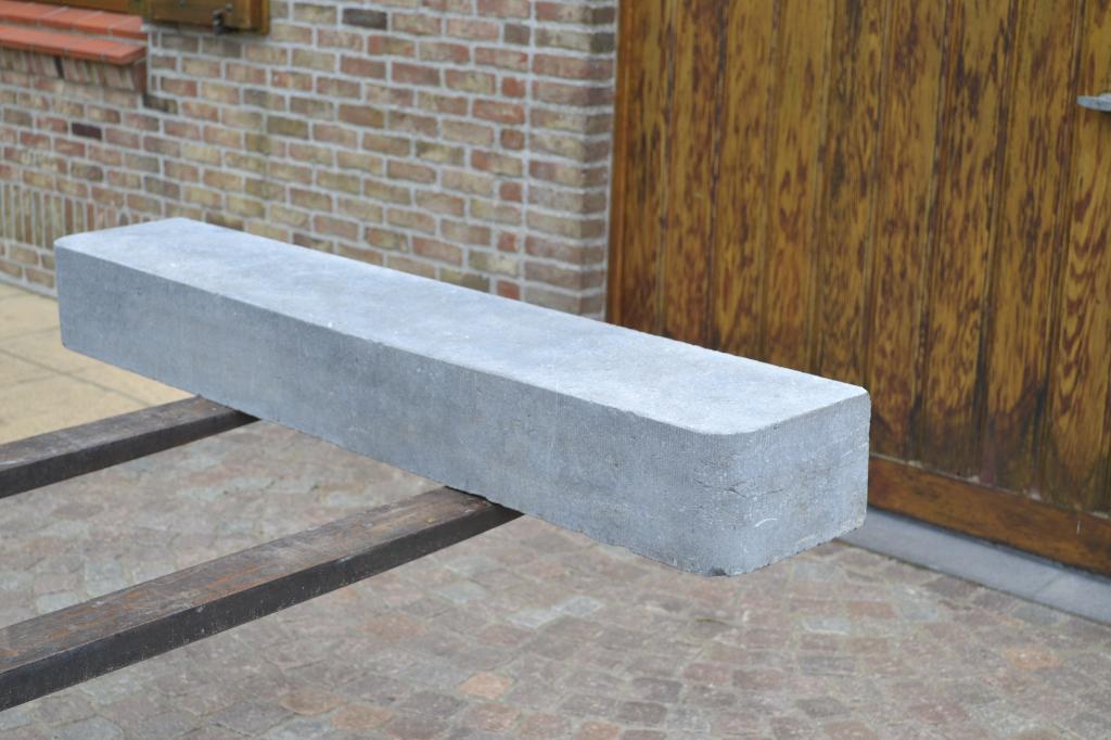 arduinen trede met ronde hoeken, lengte 1m40, Doe-het-zelf en Bouw, Ophalen