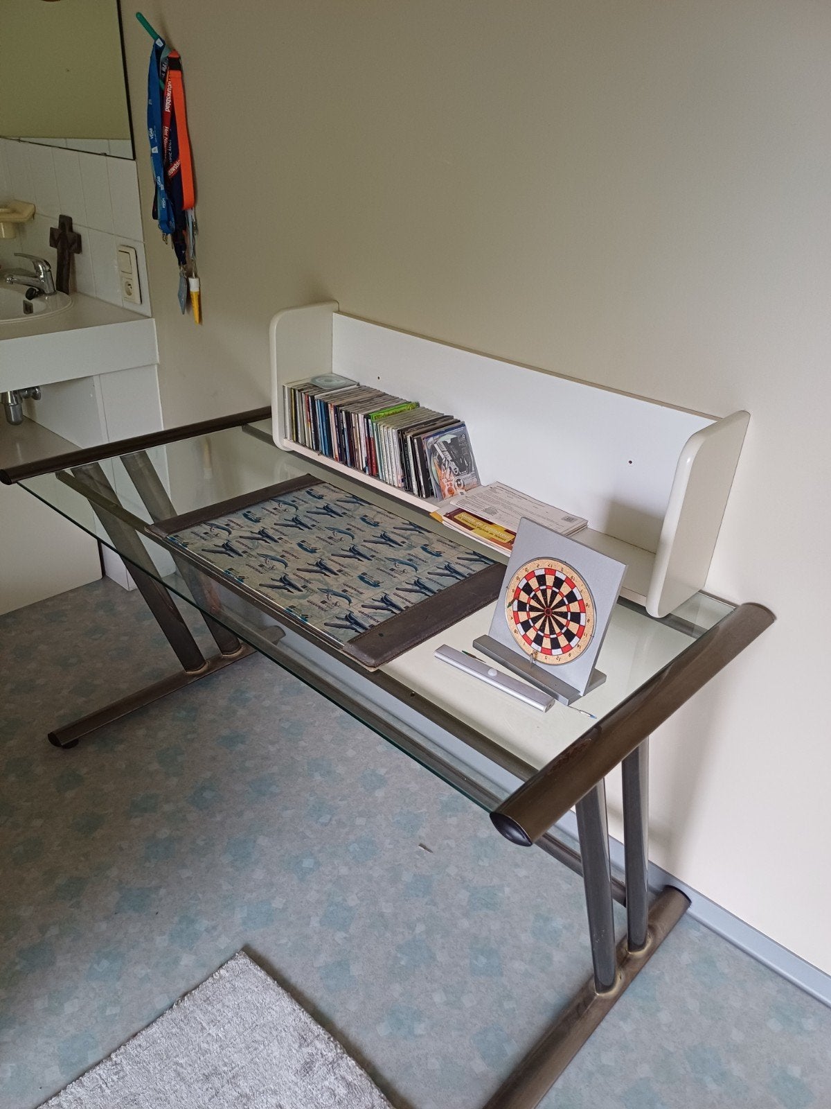 bureau, Enlèvement