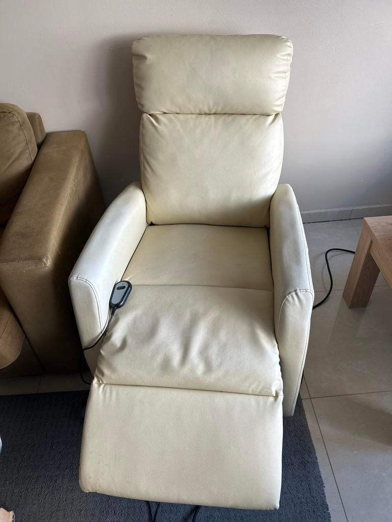 Massage stoel, Ophalen, Zo goed als nieuw, Massagestoel of Kussen