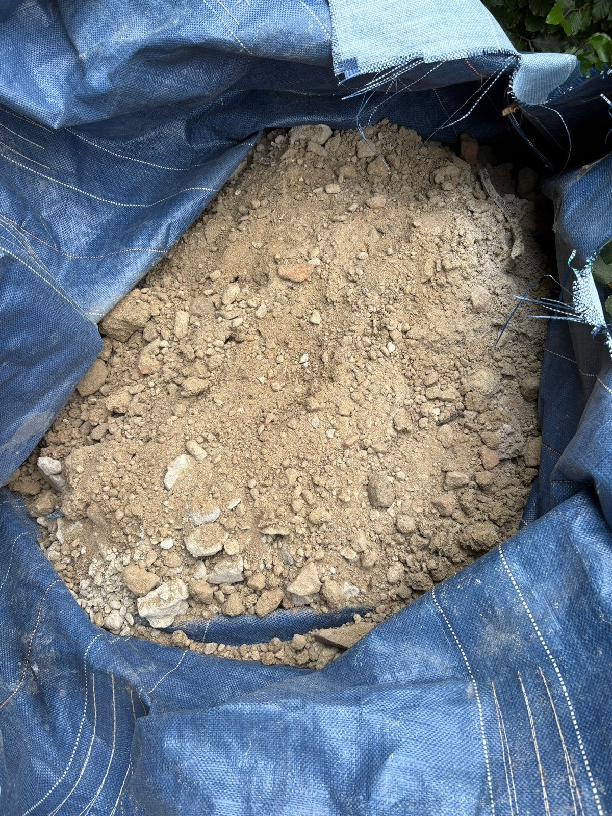Gratis! Overschot steenpuin in big bag, Tuin en Terras, Grind, Keien en Split, Ophalen, Gebruikt, Kei