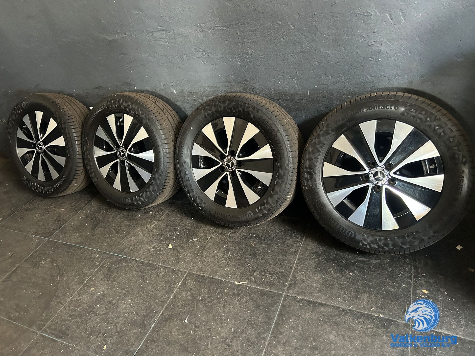 7mm! Originele Mercedes W447 EQV TPMS 17 inch zwarte velgen, -, -, Banden en Velgen, 17 inch