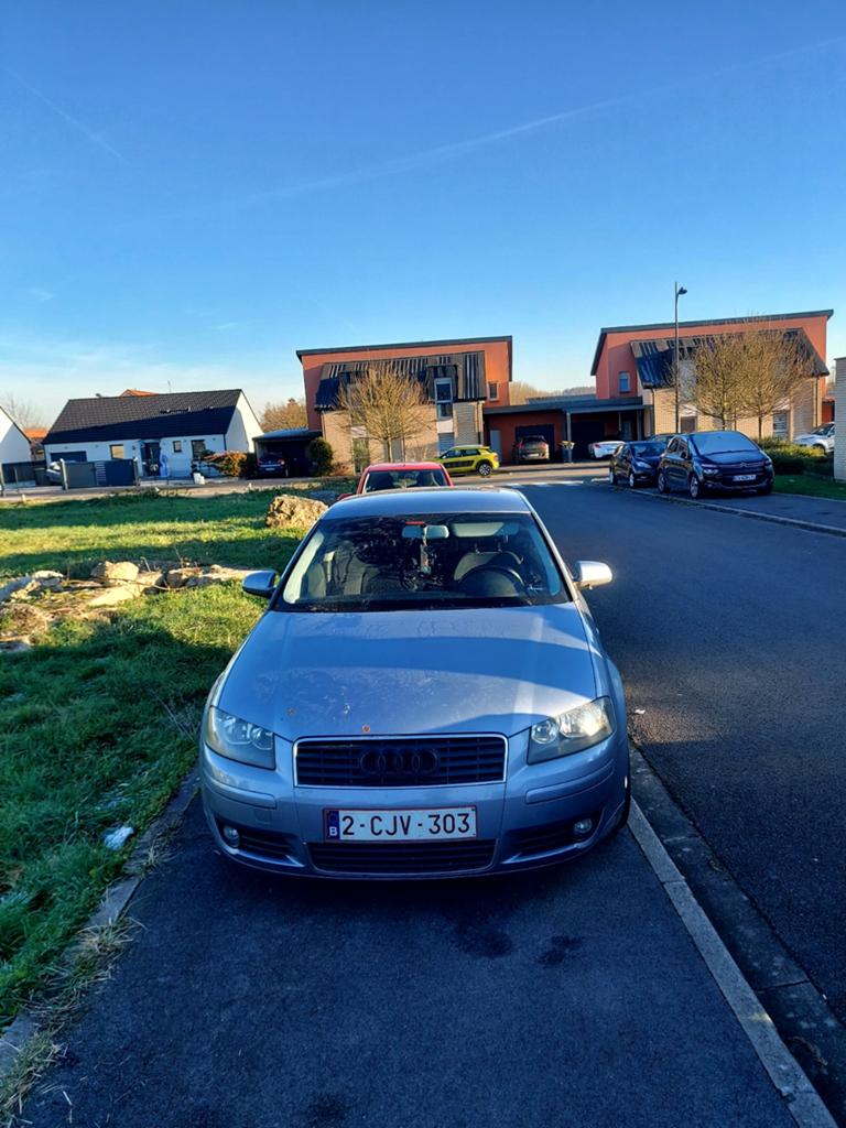 1600€ pour plus d'informations  Veuillez me contacter sur mo, Achat