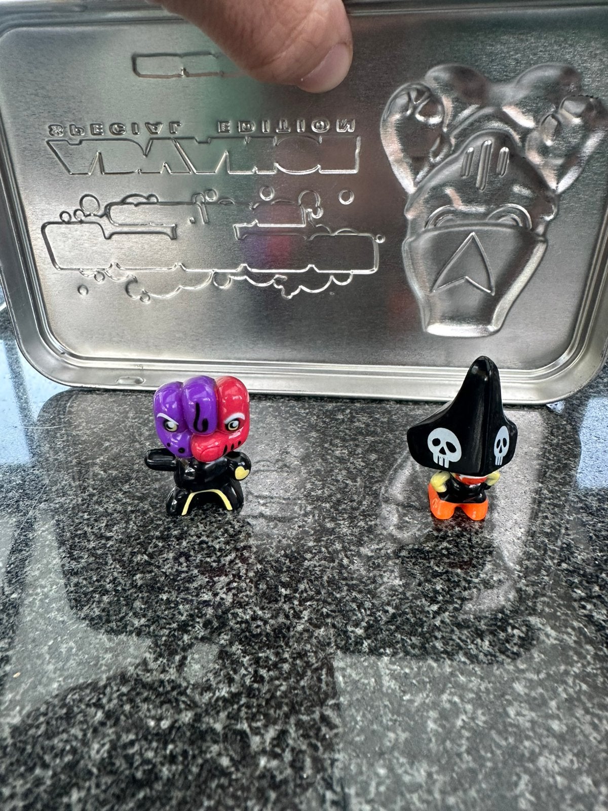 Gogo’s Crazy Bones Series 1 - Most Wanted Hiraku + Fist, Ophalen of Verzenden, Zo goed als nieuw