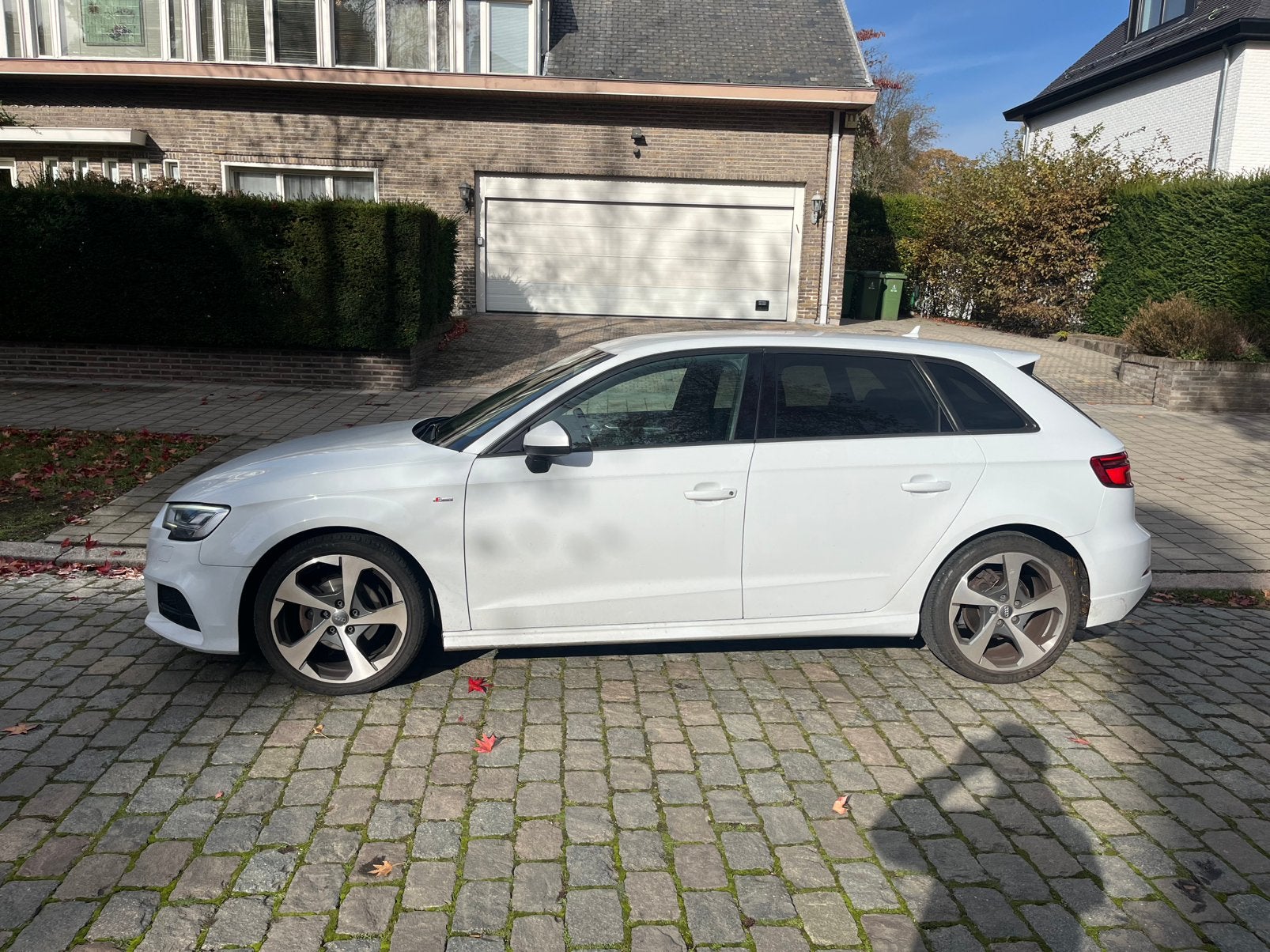 Audi A3 Sportback 1.6 TDI S-Line Automaat • Full Option, Autos, Achat, Diesel, Automatique, Particulier