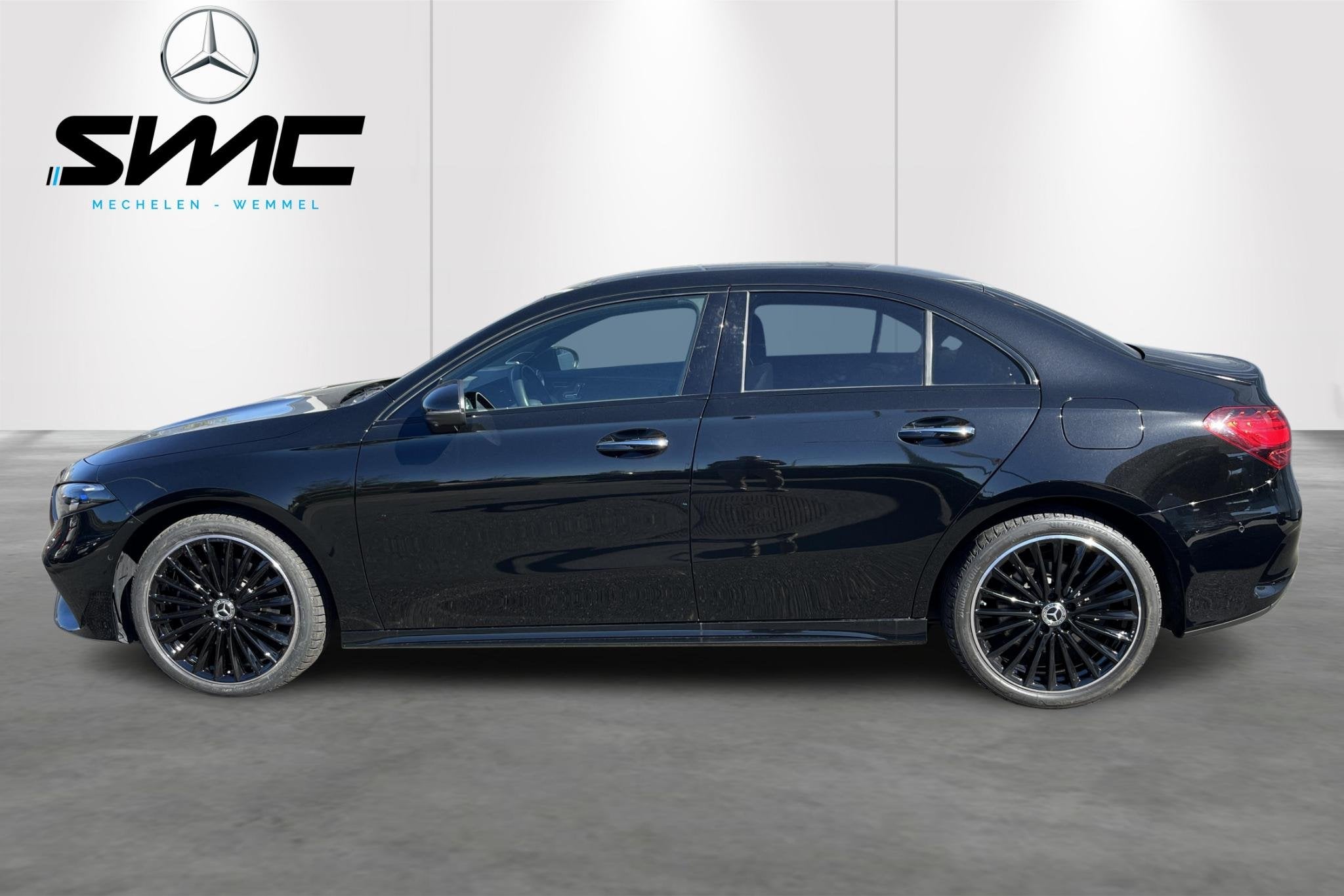 Mercedes-Benz A-Klasse Limousine A 250 e AMG Line, Autos, Achat, 16 kWh, Hybride rechargeable, Noir
