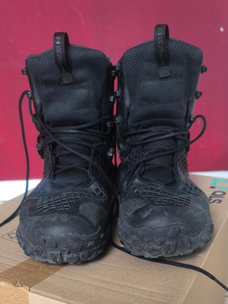 Under Armour HOVR BOOTS, Enlèvement ou Envoi, Under Armour, Chaussures à lacets, Porté