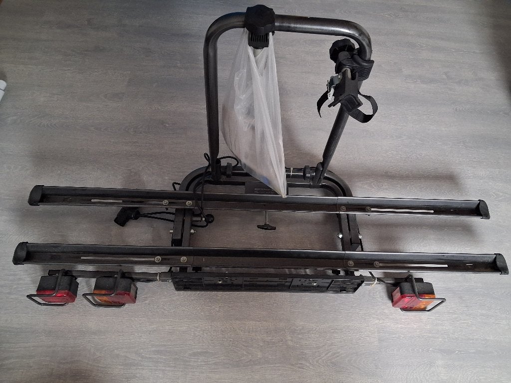 Porte-vélos, Autos : Divers, Porte-vélos, Enlèvement, 2 vélos, Utilisé, Support d'attelage