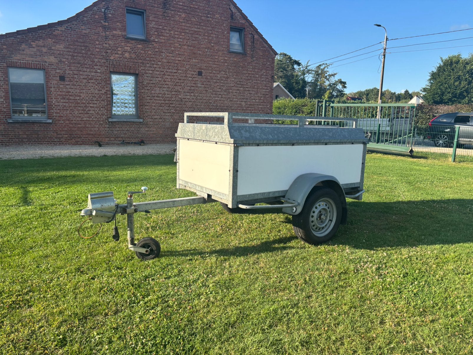 Aanhangwagen, Enlèvement, Comme neuf