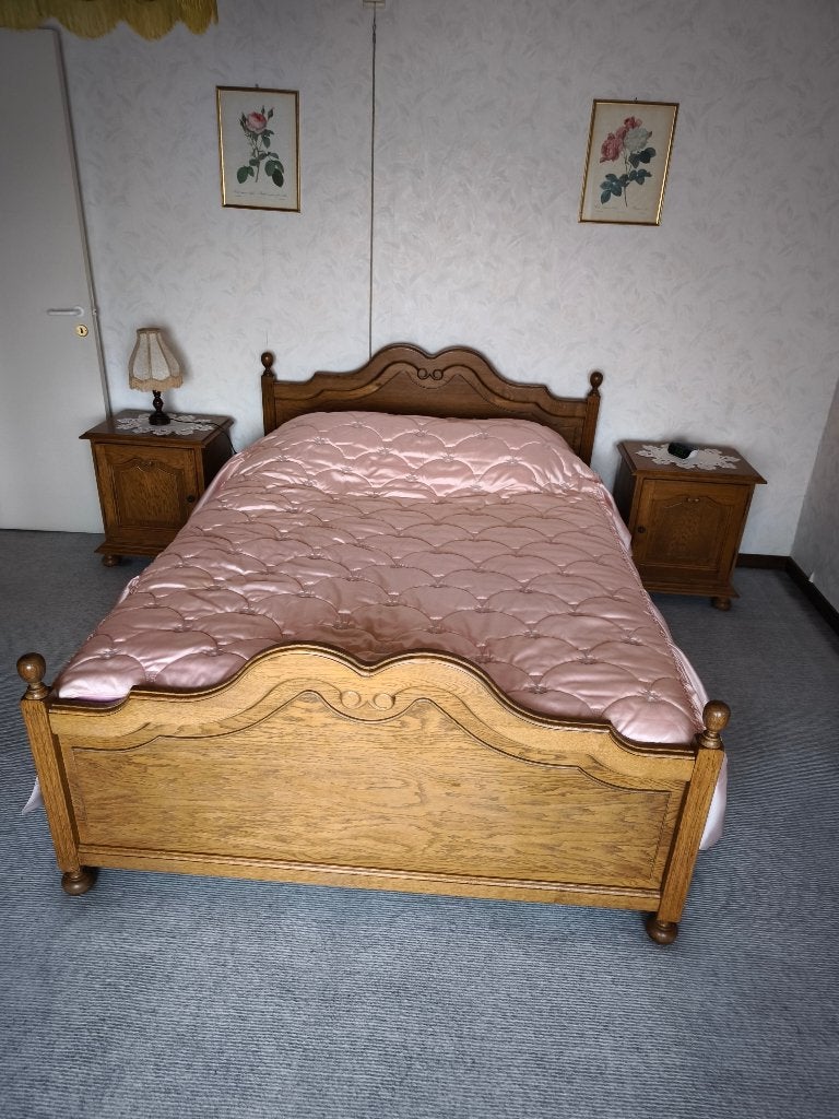 klassieke eikenhouten 2 persoonbed met nachtkastjes, Enlèvement, Utilisé, Bois, 65 cm ou plus