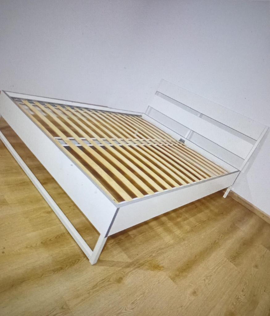 Ikea bed TRYSIL 140 cm + lattenbodems, Ophalen, Gebruikt, Wit, 140 cm