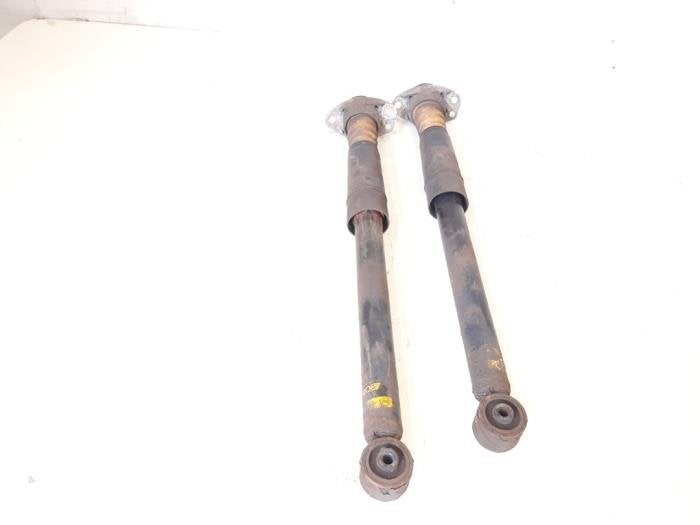 Kit amortisseur d'un Seat Ibiza, Autos : Pièces & Accessoires, Suspension & Châssis, Seat, Utilisé, 3 mois de garantie, Enlèvement ou Envoi