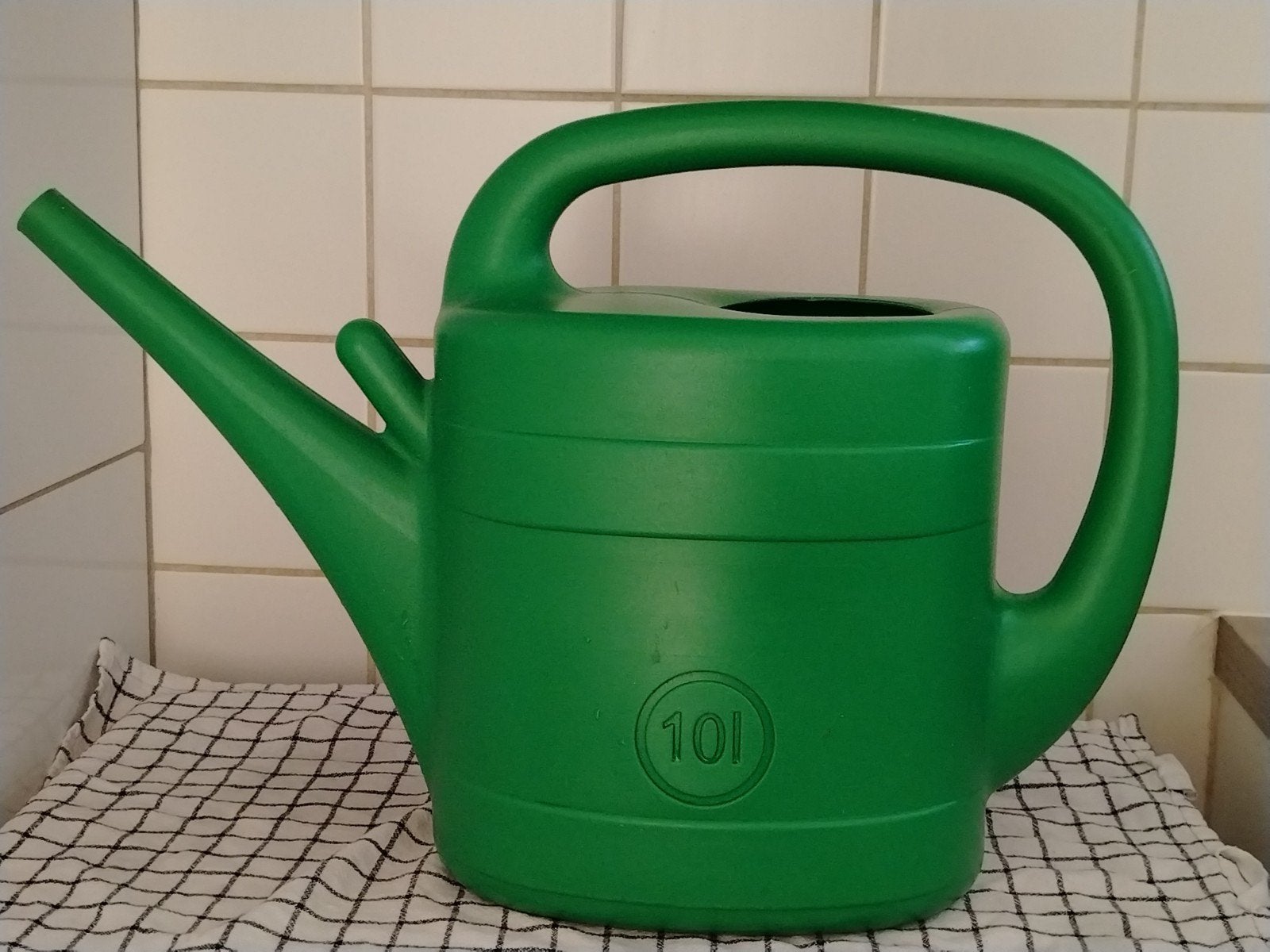 GIETER VAN 10 L - DE APPEL ONTBREEKT IN DE GIETER, Tuin en Terras, Ophalen, Gebruikt