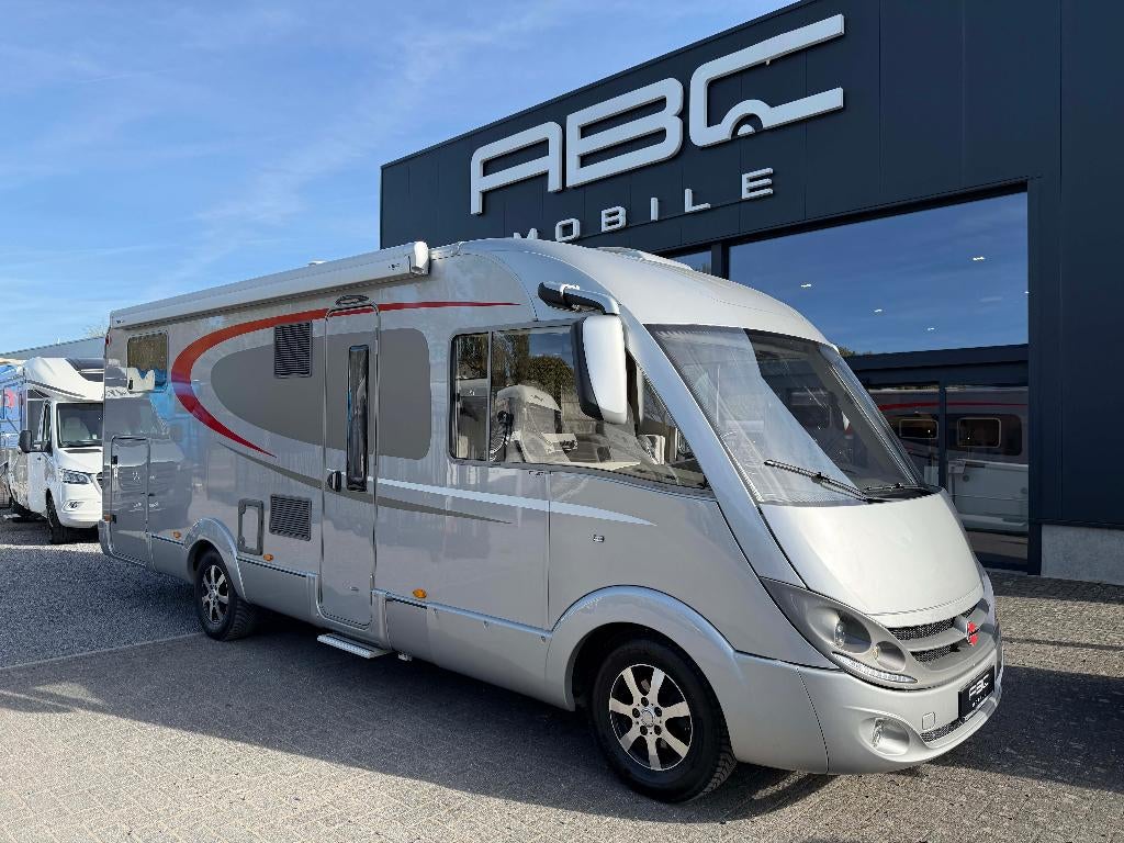 Burstner Aviano - 150PK Automaat - 1 Jaar Garantie, Caravans en Kamperen, Mobilhomes, Buitenlamp, Fiat, Vloeistofverwarming, 7 tot 8 meter