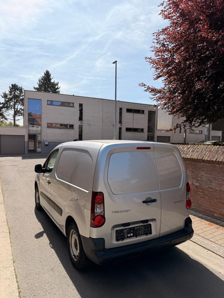 Peugeot partner 2017 toute option, Enlèvement ou Envoi