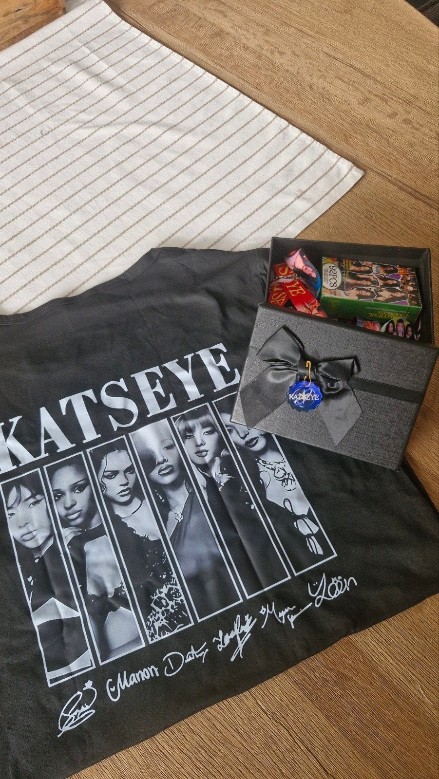 Katseye Cadeau Set, Katseye, Verzenden, Nieuw