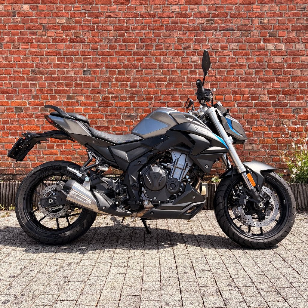 Voge 500 R, Motos, Motos | Marques Autre, Permis Moto A, Entreprise, Occasion, Plus de 35 kW