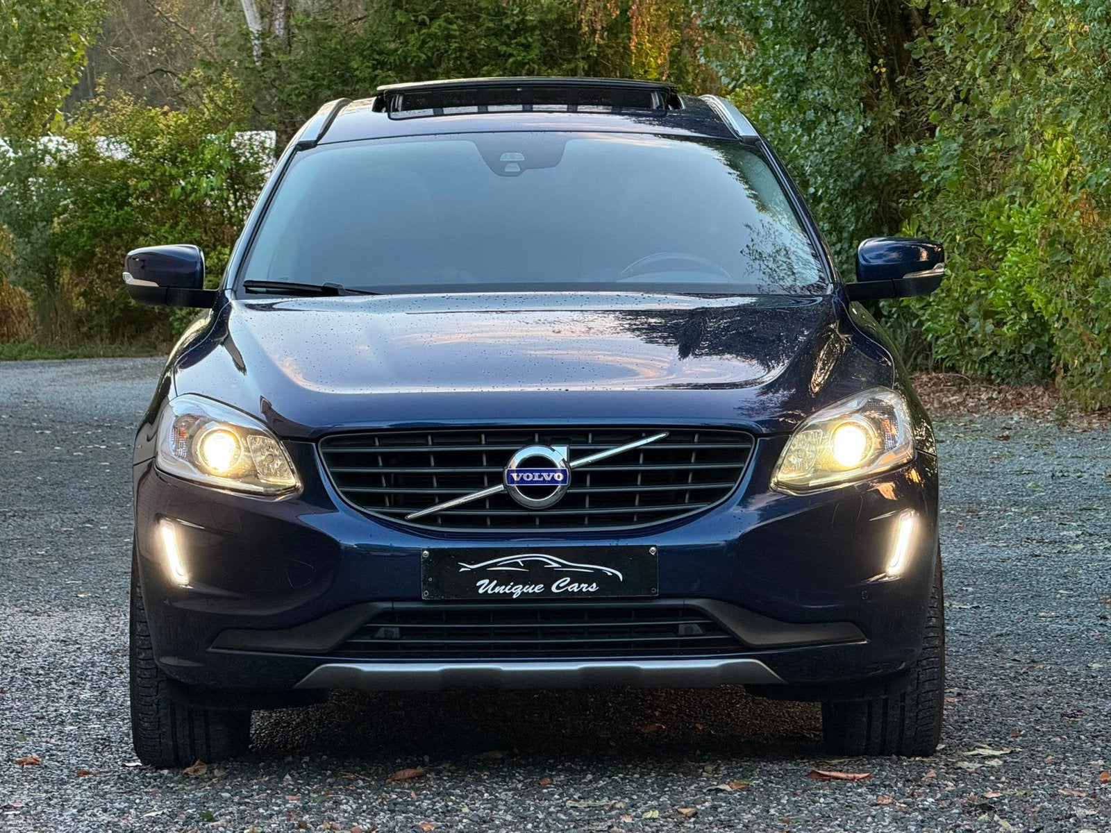 Volvo XC60 2.0D4 - Ocean Race / Automaat - 99.000KM - Pano, Auto's, Automaat, Dealer onderhouden, Euro 6, Blauw