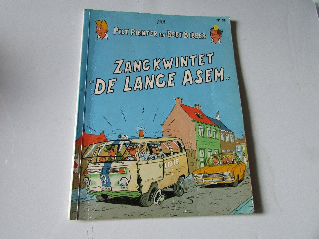PIET PIENTER EN BERT BIBBER : Zangkwintet de Lange Asem, Boeken, Gelezen, Eén stripboek, Ophalen of Verzenden, POM