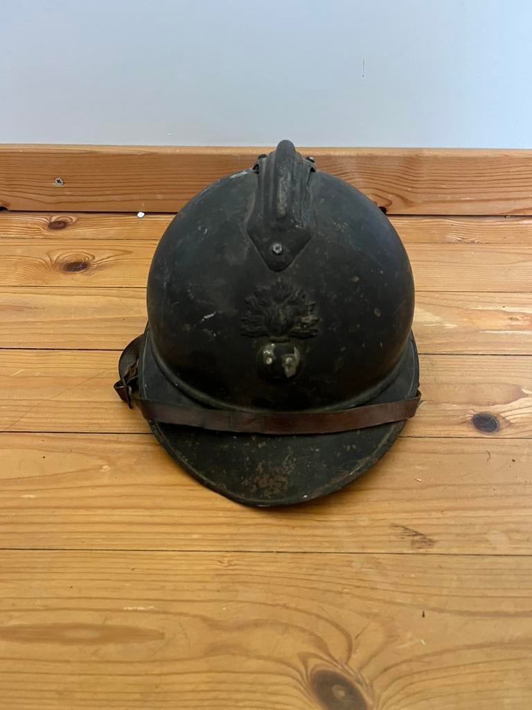 Casque Adrian français, Collections, Envoi