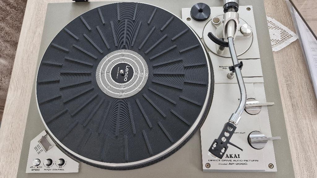 Platenspeler Akai AP-206c, Ophalen, Platenspeler, Akai
