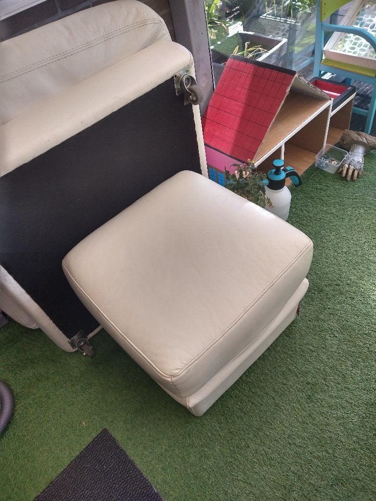 poef zetel Gratis, Maison & Meubles, Autres dimensions, Moins de 75 cm, Moins de 150 cm, Chesterfield