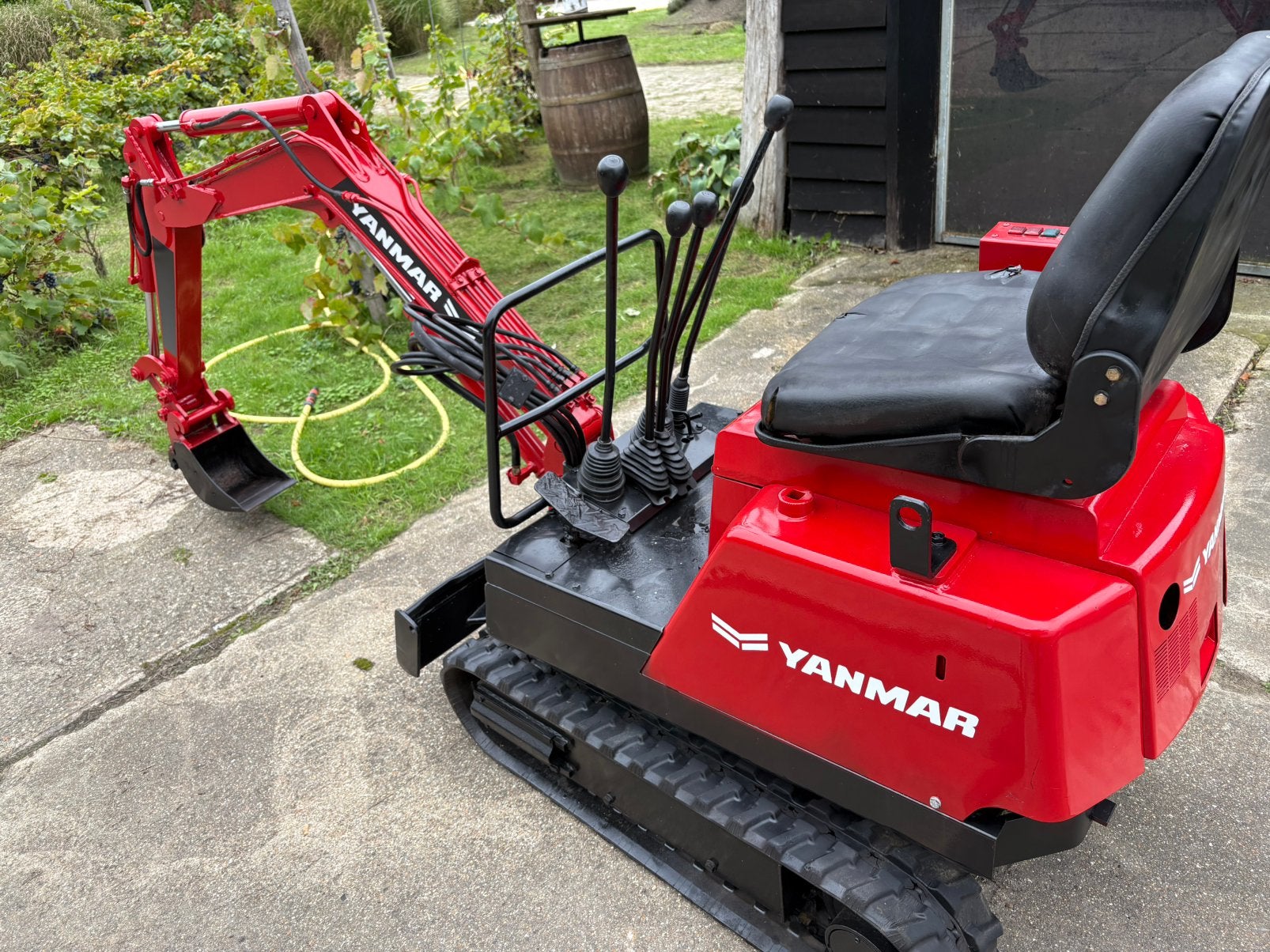 Mini graafmachine Yanmar Diesel tuin graven, Ophalen of Verzenden, Graafmachine