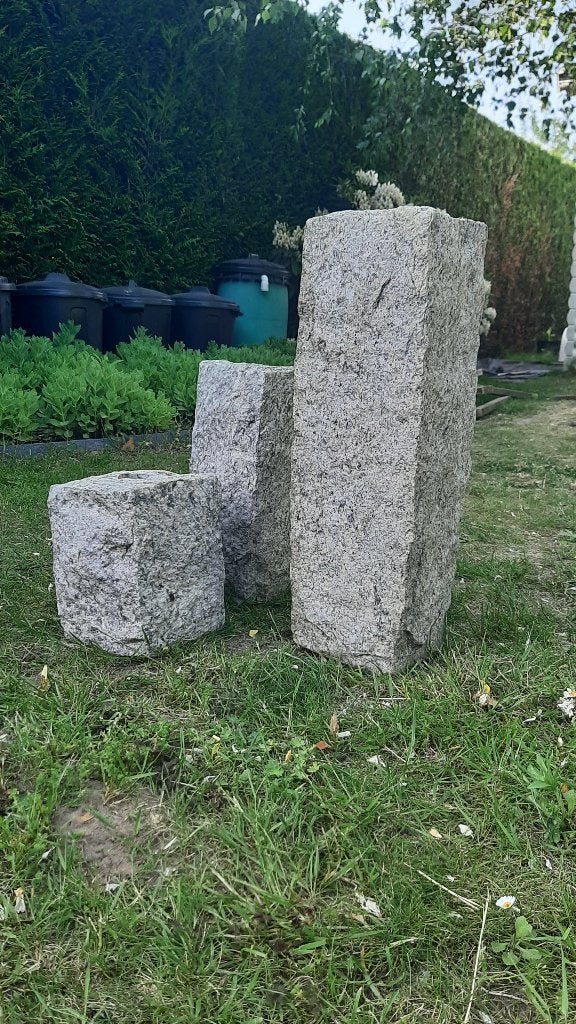 Plan d'eau en granit avec 3 colonnes massives, Jardin & Terrasse, Enlèvement, Utilisé, Granit, Ornement d'eau