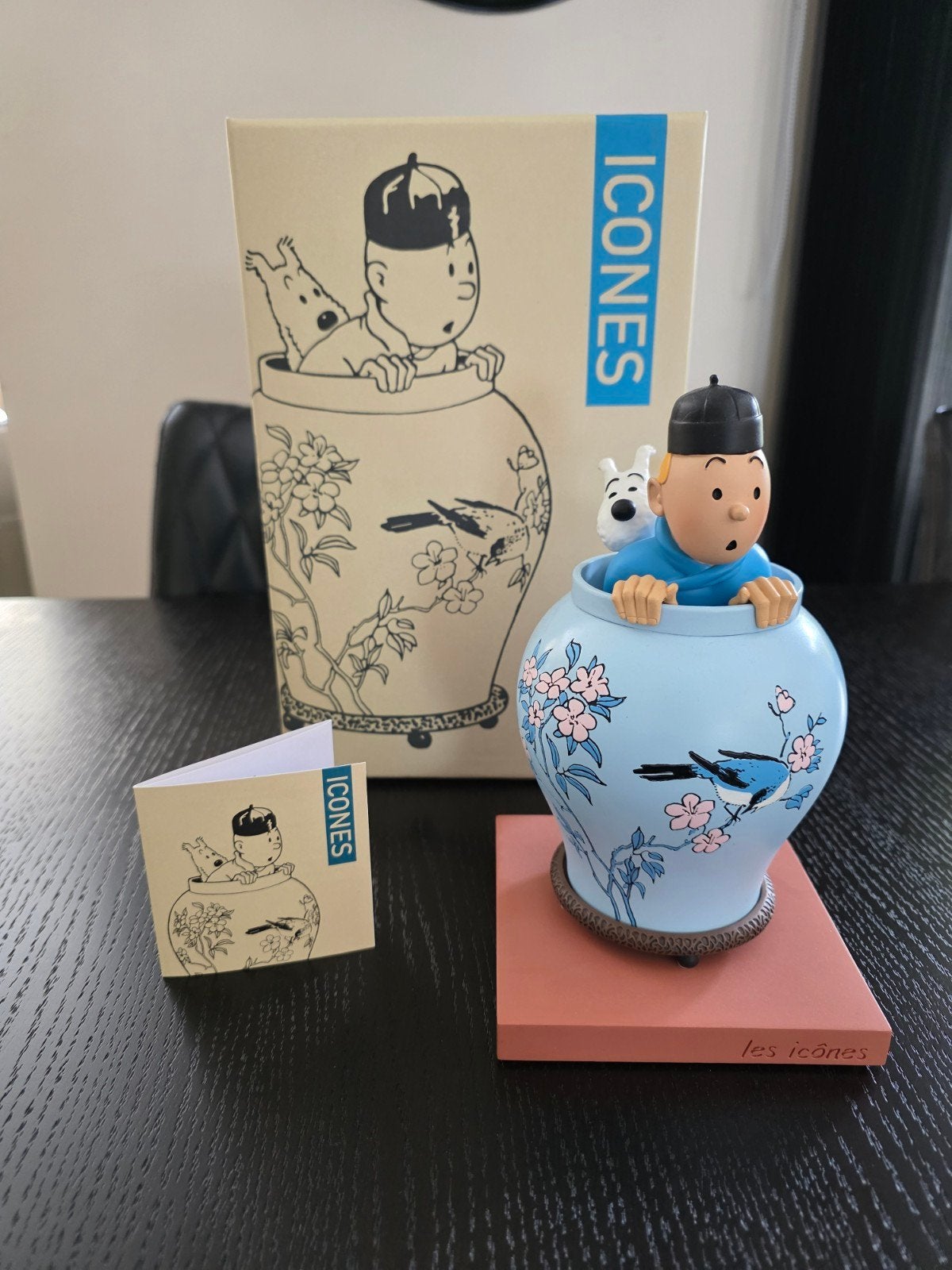 Kuifje Vaas 'Les Icônes', Ophalen, Kuifje, Nieuw, Beeldje of Figuurtje