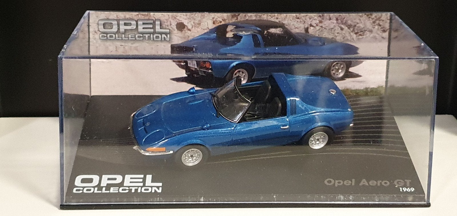 1/43 Opel GT.Aero (nr. 556), Hobby en Vrije tijd, Ophalen of Verzenden