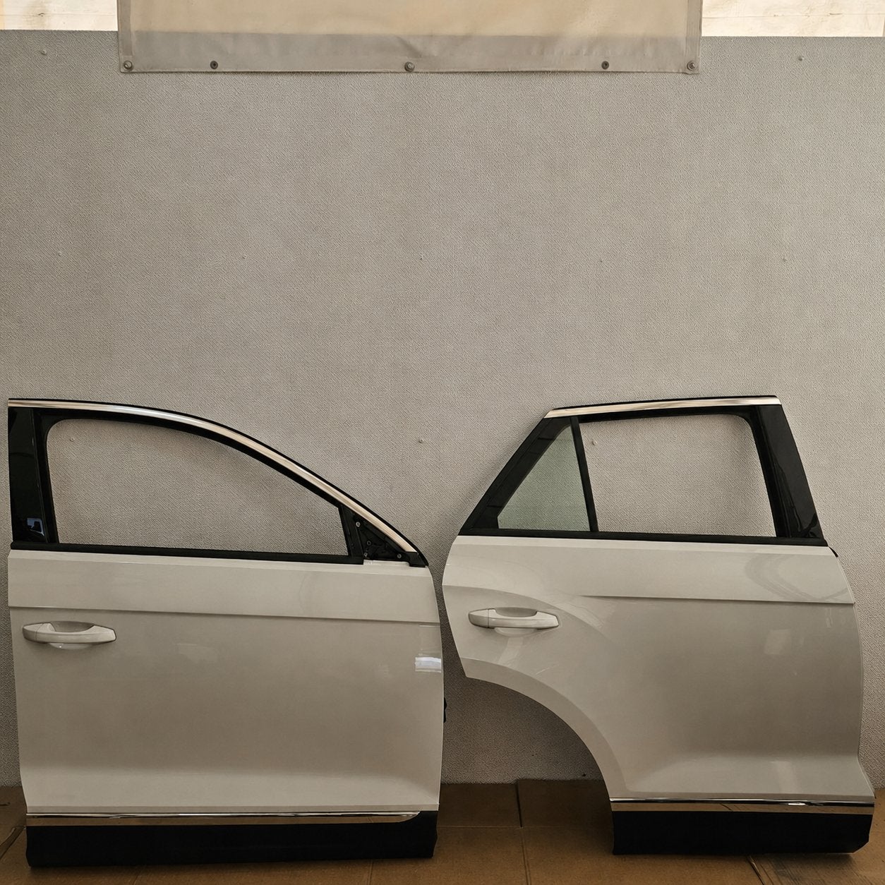 T-ROC LC9A voor en achter portier deur compleet wit, Rechts, Nieuw, Ophalen of Verzenden, Volkswagen
