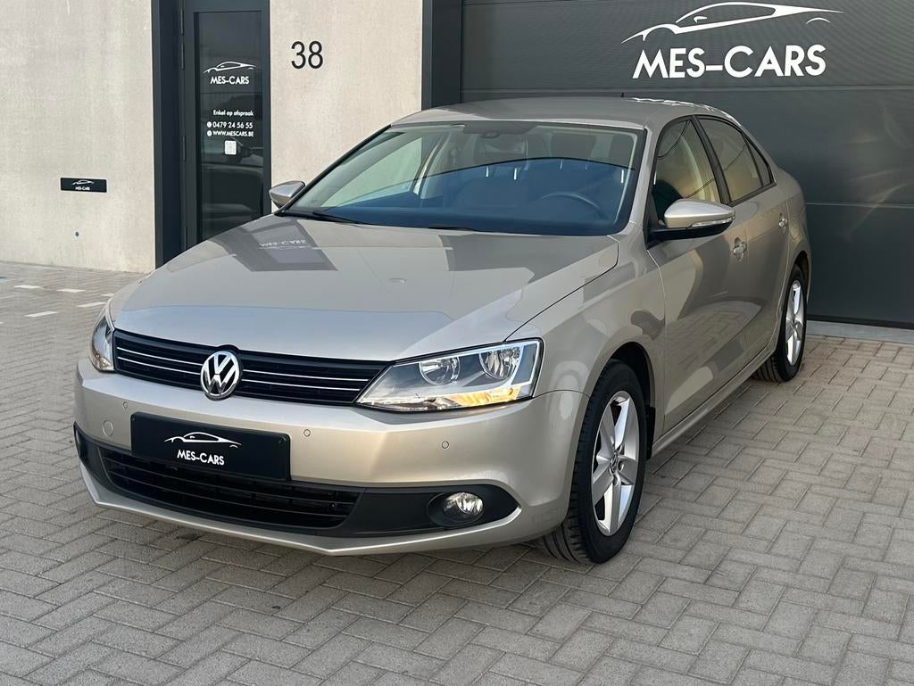 Volkswagen Jetta 1.4TSI - 122PK / 94.000KM 2014, Auto's, 90 kW, Stof, Zwart, Beige
