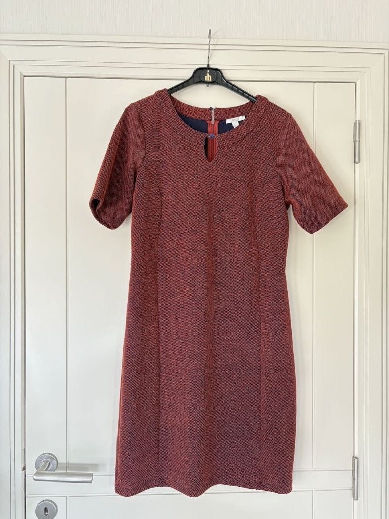 Mooie roestkleurige jurk PTC. Large. Zeer goede staat, Kleding | Dames, Overige kleuren, Maat 42/44 (L), Ophalen of Verzenden