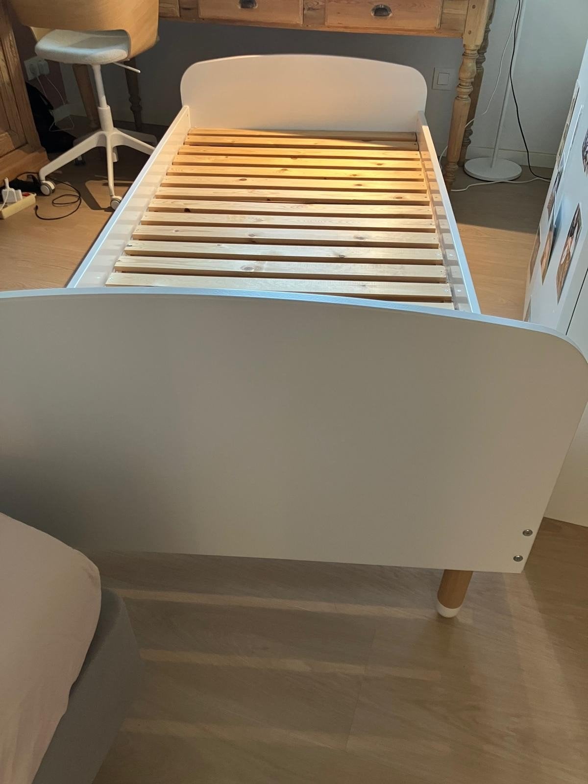 Kinderbed wit FLEXA Play 200x90cm, Ophalen, Matras