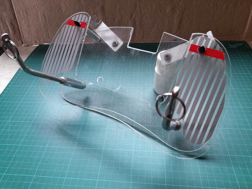 Futaba Pult in plexi voor model 9/10 /12/14., Hobby en Vrije tijd, Ophalen of Verzenden, Zo goed als nieuw