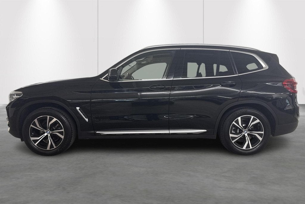 BMW X3 xDrive20i (135 kW) (automatique), Autos, BMW, https://public.car-pass.be/vhr/7444d65d-39b9-4449-b7e8-1b96b362388f, 135 kW