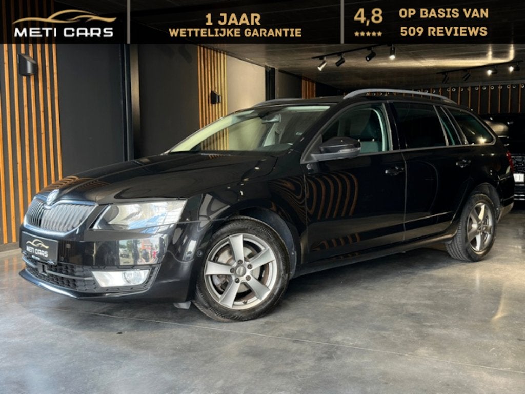 Skoda Octavia 1.6 TDi DSG | Sensor | ACC | BT | ..., Auto's, Skoda, Stof, 4 cilinders, Zwart, Bedrijf