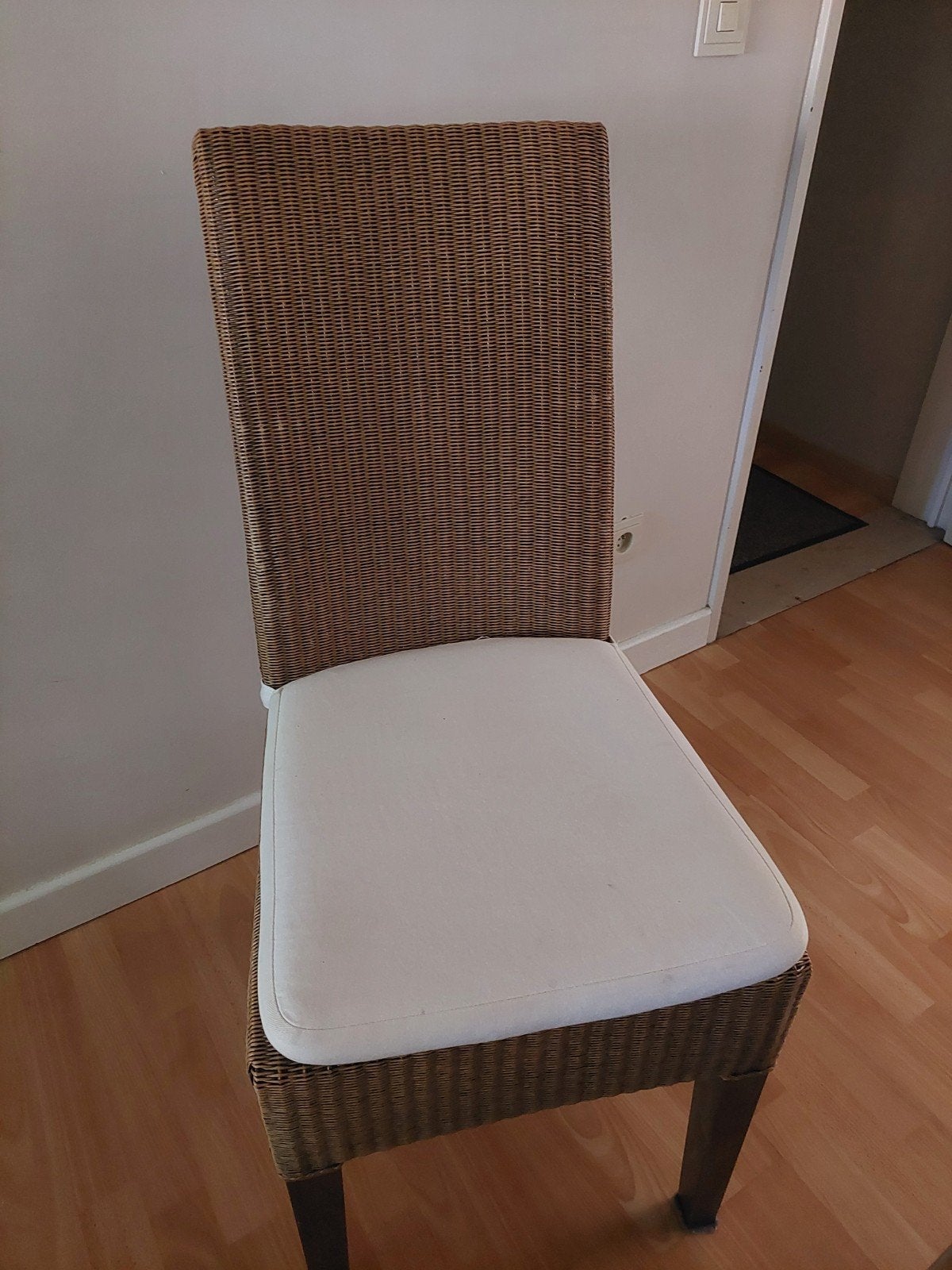 Mooi rotan stoelen van Avanti.4stuks, Ophalen