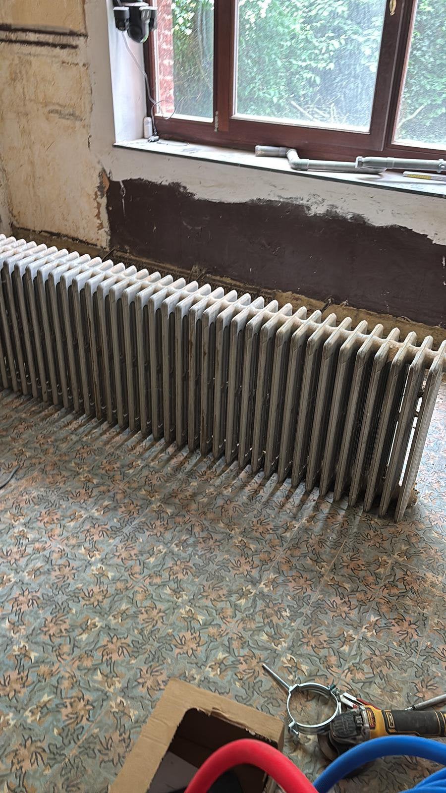 Lots ancien raditeurs en fonte avec supports!, Bricolage & Construction, Enlèvement, Comme neuf