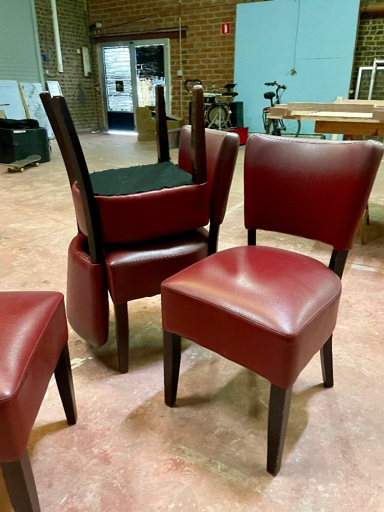 4 bordeau stoelen, Maison & Meubles, Chaises, Autres couleurs, Enlèvement, Utilisé, Quatre